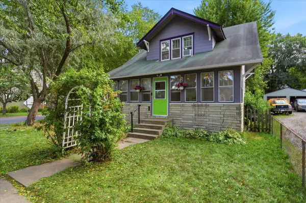 252 Stevens ST W, Saint Paul, MN 55107