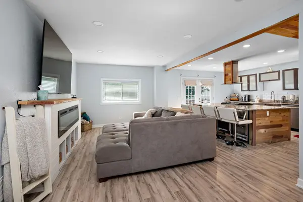 724 E Broadway ST, Monticello, MN 55362