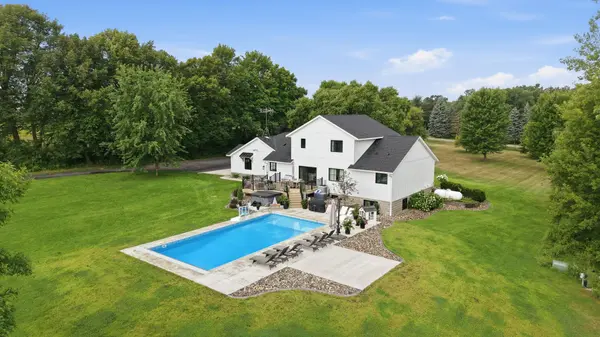 34788 95th AVE, Saint Joseph, MN 56374