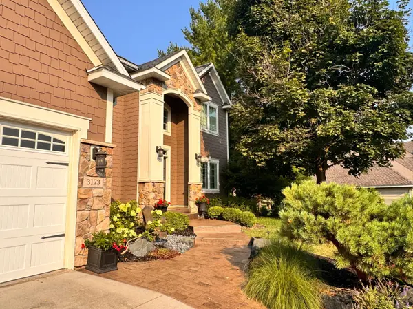 3173 Shady Cove PT NW, Prior Lake, MN 55372
