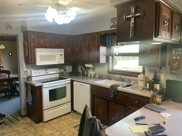 381 Morrison ST E, Motley, MN 56466