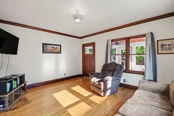 302 Elm AVE SW, Montgomery, MN 56069