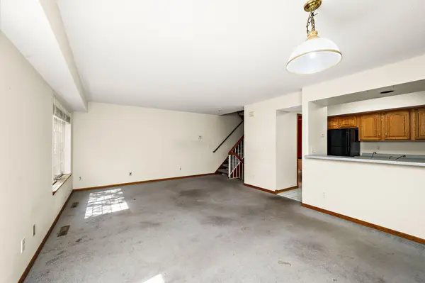 15665 24th AVE N #F, Plymouth, MN 55447