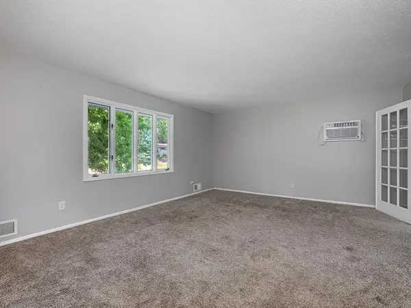 2300 13th AVE E, North Saint Paul, MN 55109