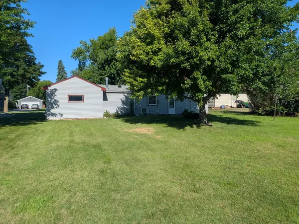 808 S 11th ST, Montevideo, MN 56265