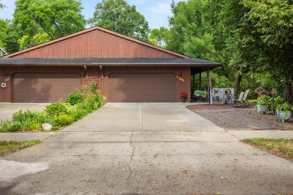 1449 23rd ST S, Fargo, ND 58103