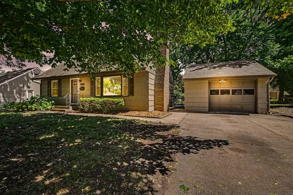 8439 Colfax AVE S, Bloomington, MN 55420