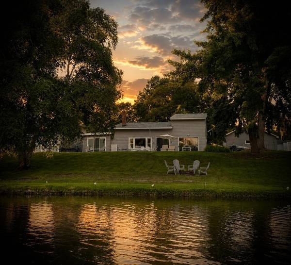 5636 Twin Lake TER N, Crystal, MN 55429