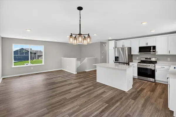 37537 Greenway AVE, North Branch, MN 55056