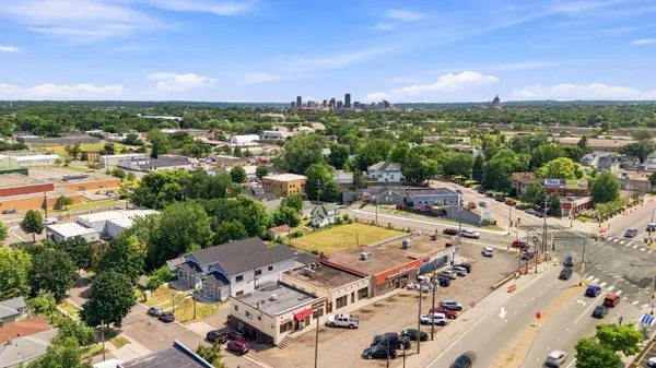980 Dale ST N, Saint Paul, MN 55117