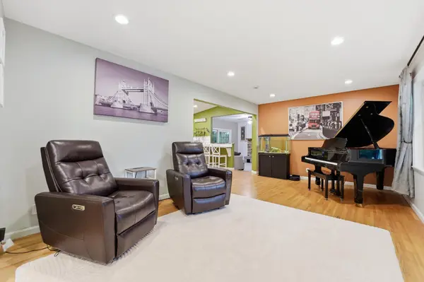 8258 Hemingway AVE S, Cottage Grove, MN 55016