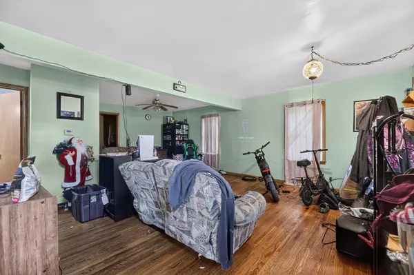 606 S Miller AVE, Litchfield, MN 55355