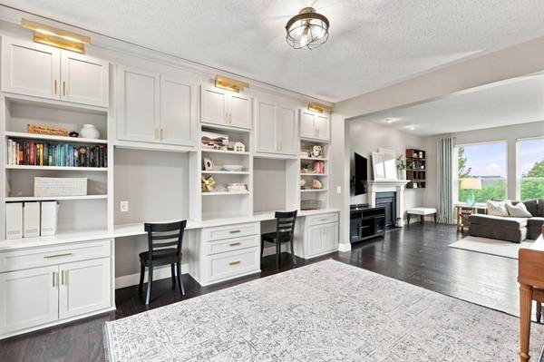 3942 Campello Curve, Chaska, MN 55318