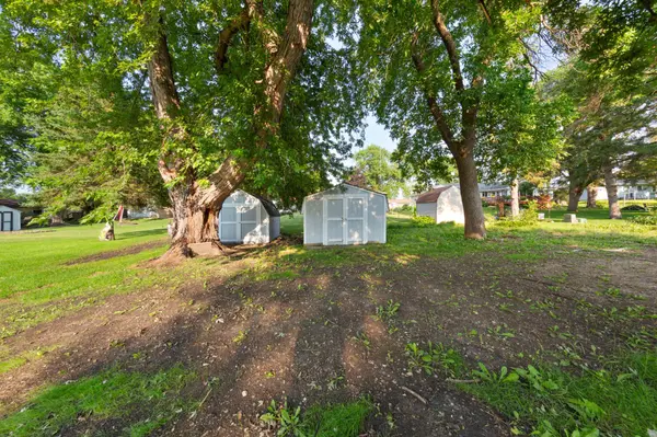 1209 7th ST SE, Waseca, MN 56093
