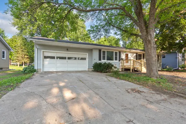 1209 7th ST SE, Waseca, MN 56093