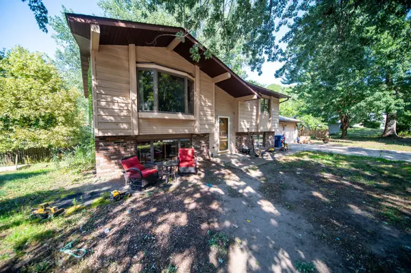 2253 Patch CRES, Red Wing, MN 55066