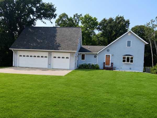 3325 Lakewood DR,  Fergus Falls,  MN 56537