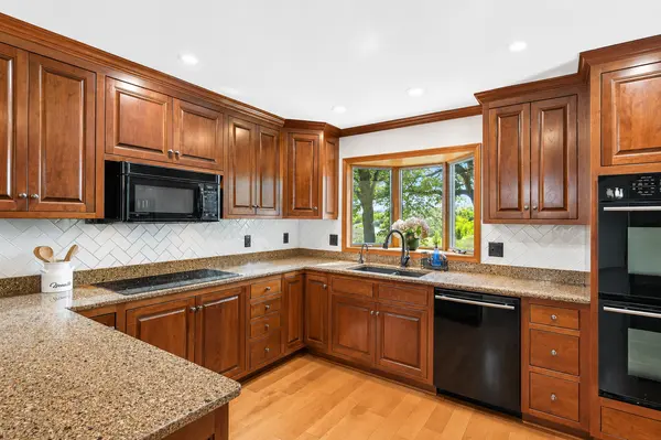 8485 Scandia TRL N, Forest Lake, MN 55025
