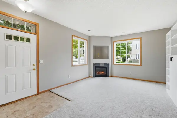 1878 13th ST W #906, Hastings, MN 55033