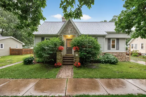 413 3rd AVE E, Shakopee, MN 55379