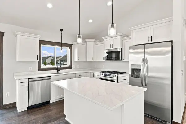 17762 Empire TRL, Lakeville, MN 55044