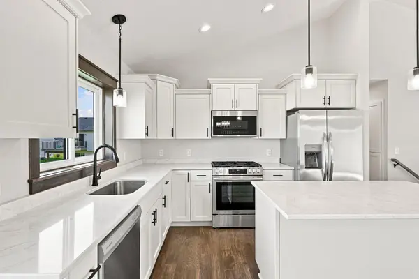 17762 Empire TRL, Lakeville, MN 55044