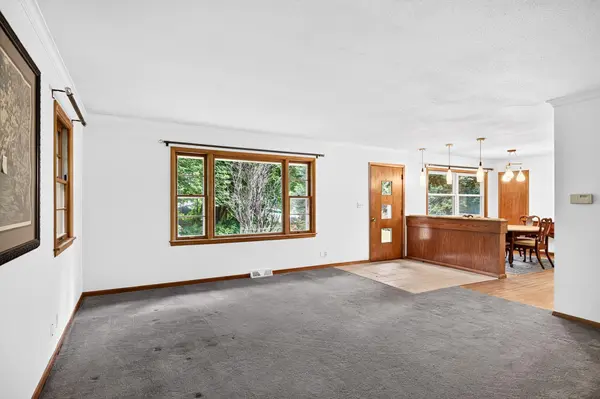 5690 Echo RD, Excelsior, MN 55331