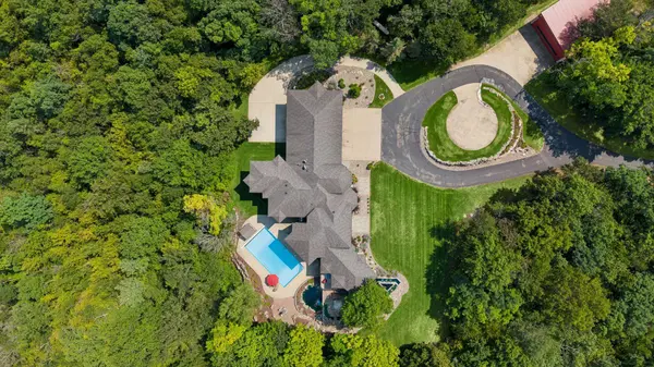 W10622 State Road 35, Prescott, WI 54021