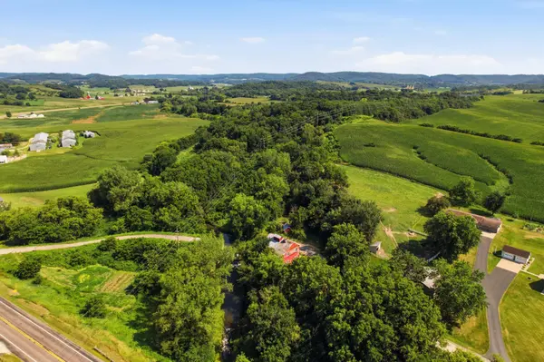 W25818 Mill Road, Arcadia, WI 54612