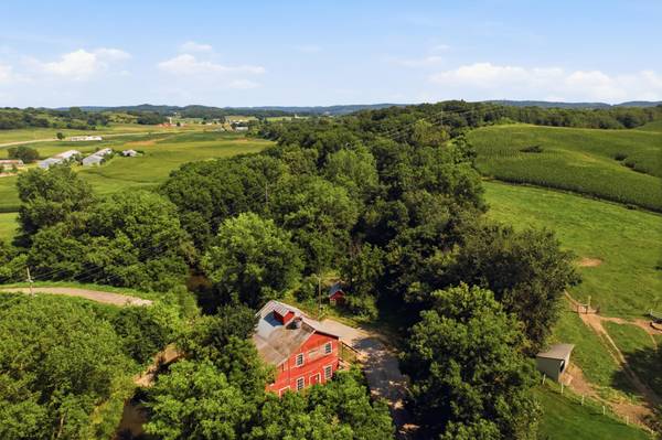 W25818 Mill Road, Arcadia, WI 54612