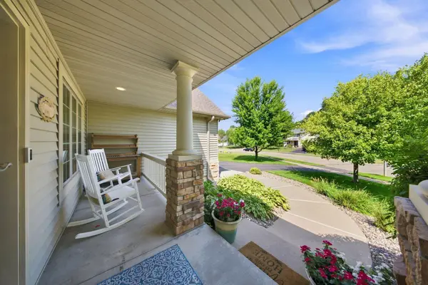605 Knollwood DR, Hudson, WI 54016