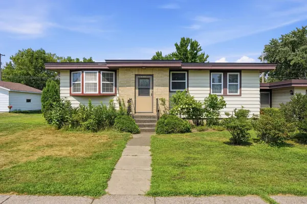 407 W Buckman ST, Augusta, WI 54722