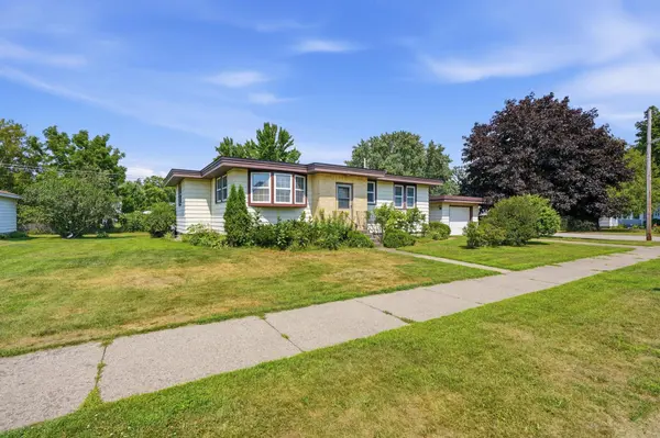 407 W Buckman ST, Augusta, WI 54722
