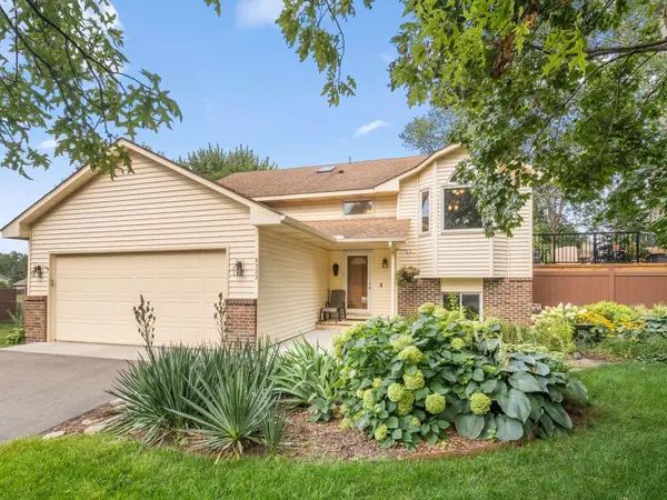9323 S Jareau AVE, Cottage Grove, MN 55016