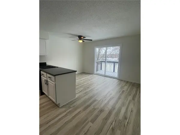 7824 Yates AVE N, Brooklyn Park, MN 55443