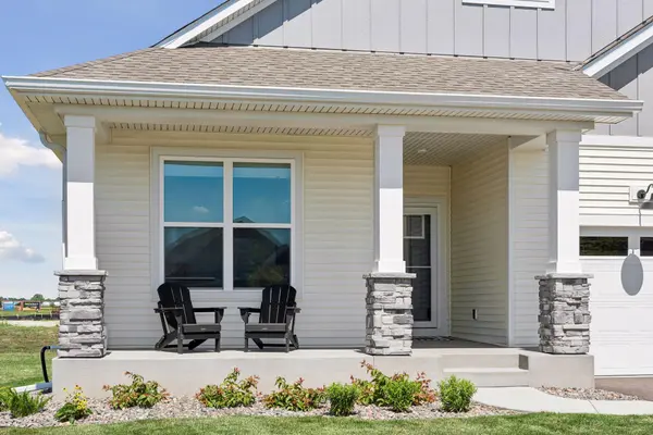 7594 Swan ST, Lino Lakes, MN 55038