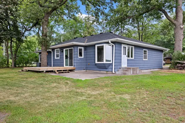 5415 Twin Lake BLVD E, Brooklyn Center, MN 55429
