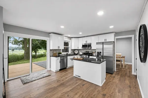 5415 Twin Lake BLVD E, Brooklyn Center, MN 55429