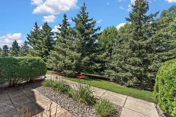 3776 Hazel TRL #C, Woodbury, MN 55129