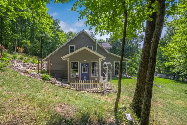 722 Old Highway 8, Saint Croix Falls, WI 54024