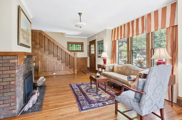 2322 Buford AVE, Saint Paul, MN 55108