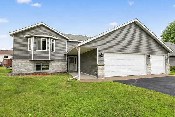 1214 Corrine CT, Sartell, MN 56377