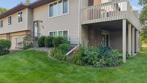 14323 Chestnut DR, Eden Prairie, MN 55347