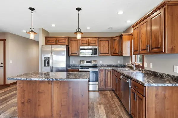 1743 Ducktail CT, New Richmond, WI 54017