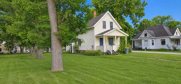 514 15th ST SW, Willmar, MN 56201