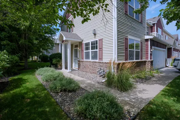 1919 Sierra DR #1401, Hastings, MN 55033