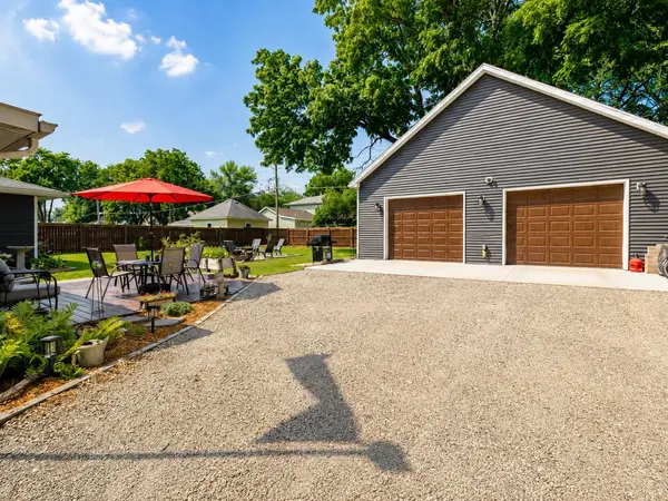 313 1st ST SE, Madelia, MN 56062