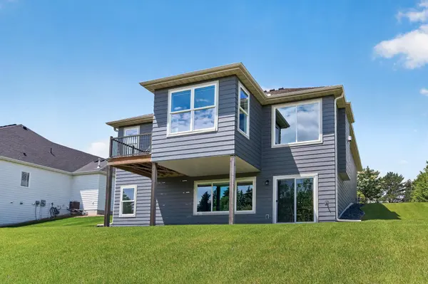 1144 Pine Hill LN, White Bear Twp, MN 55127