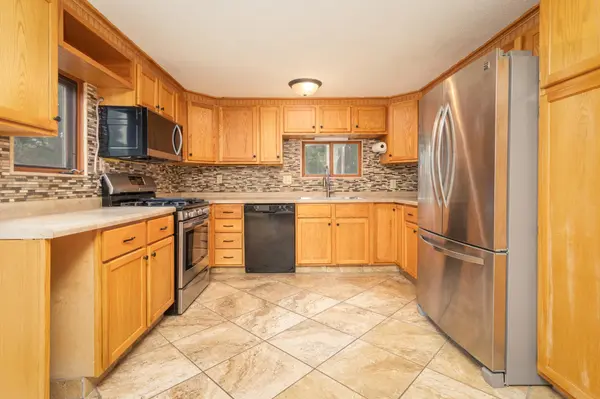 903 Park ST, Alexandria, MN 56308