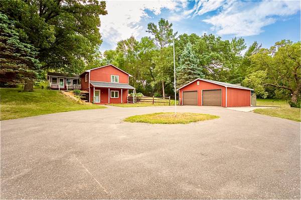 903 Park ST, Alexandria, MN 56308